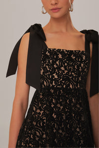 Robe longue sans manches en dentelle et velours - Noir
