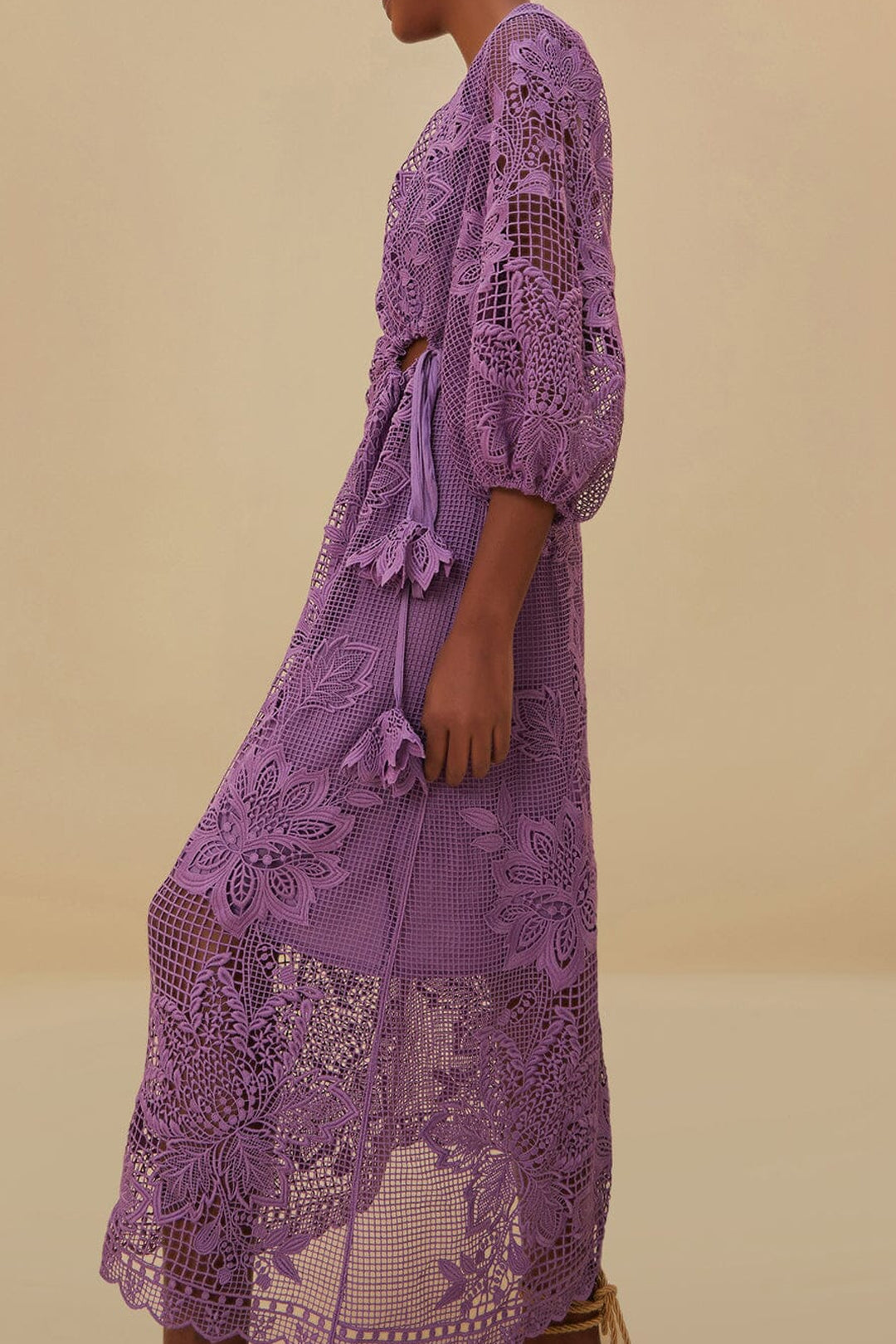 Robe longue en dentelle ajourée - Violet