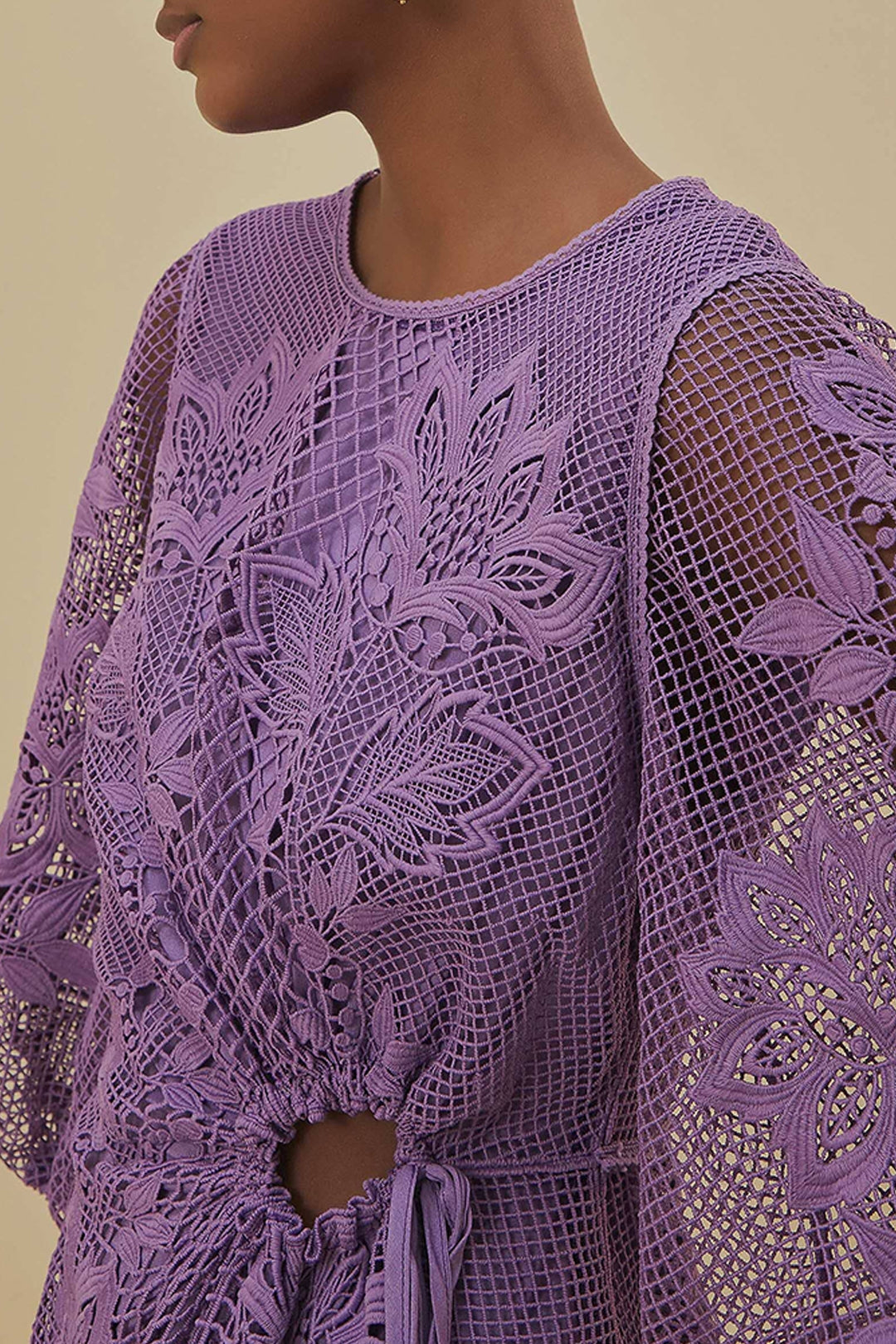 Robe longue en dentelle ajourée - Violet