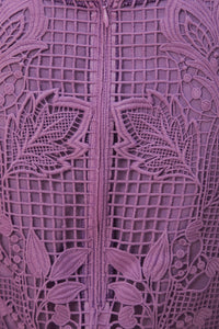 Robe longue en dentelle ajourée - Violet