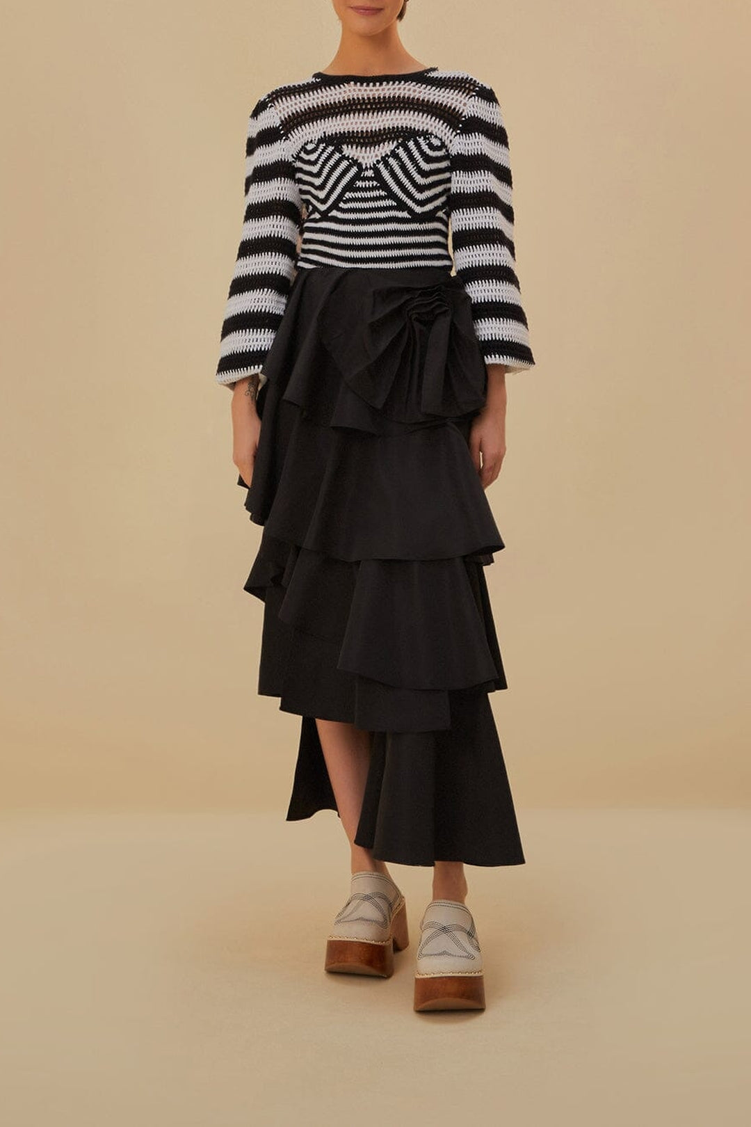 Pull à manches bouffantes à rayures en crochet en coton - Noir