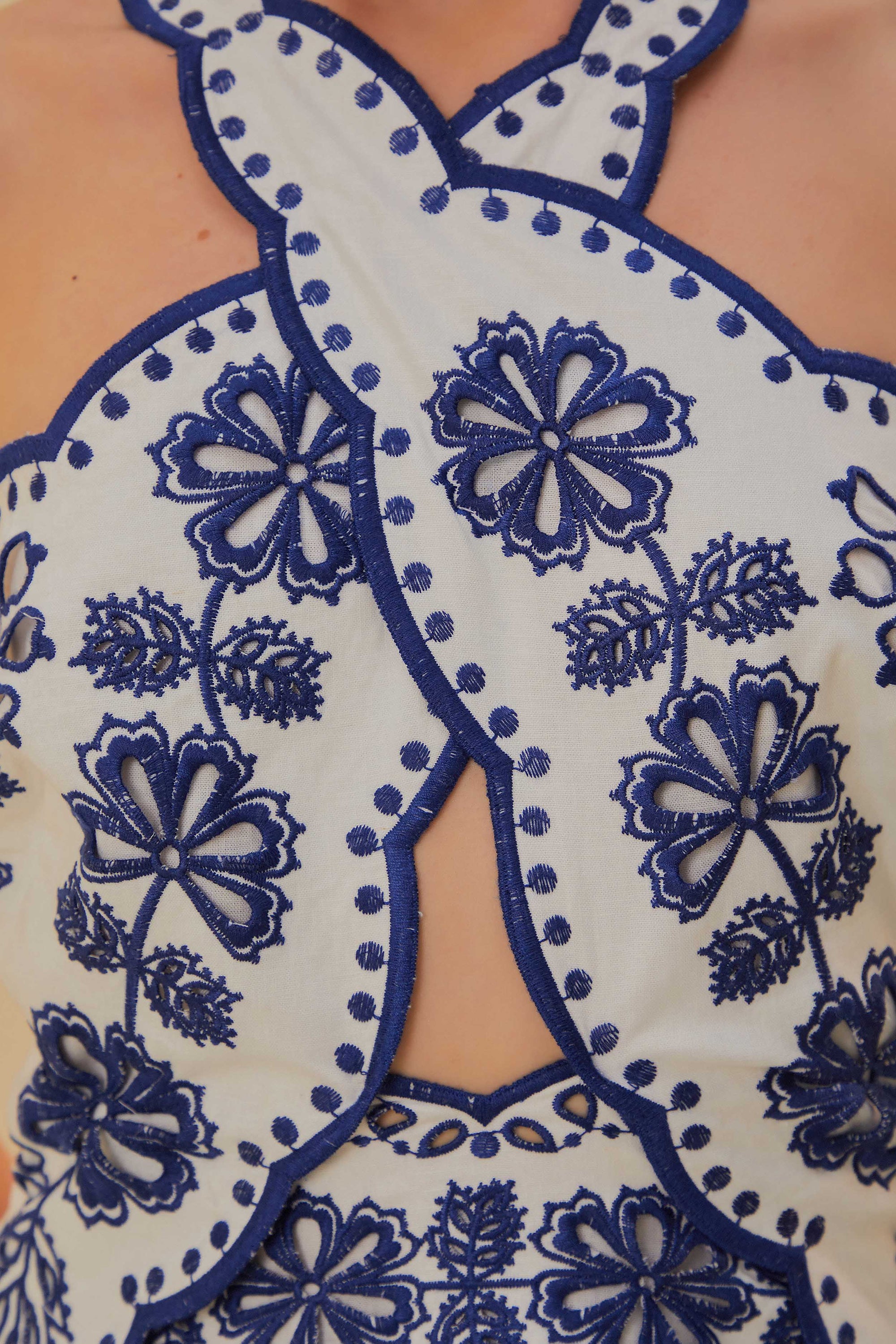 Robe midi Richelieu à découpes sans manches en lin - Blanc