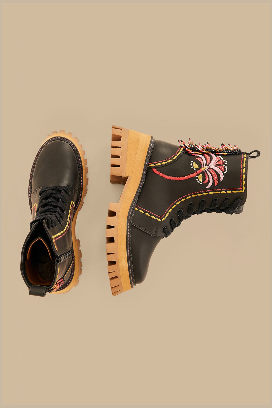 Bottes mi-hautes brodées - Noir