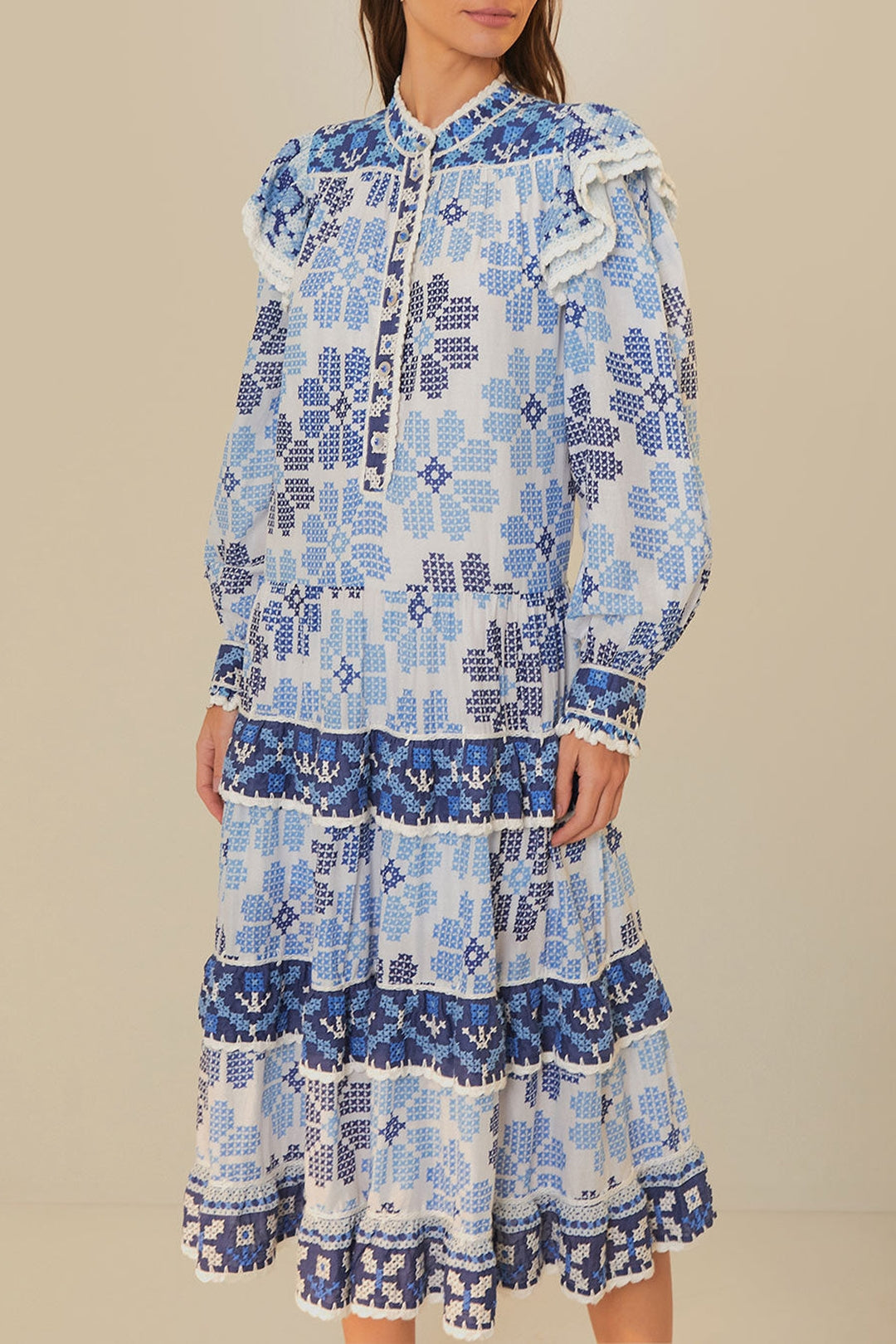 Robe midi Flowers à découpes et manches longues en coton - Bleu