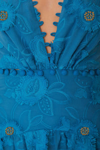 Robe longue à fleurs et décolleté en coton - Bleu