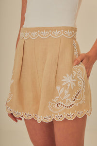 Short brodé en lin - Beige