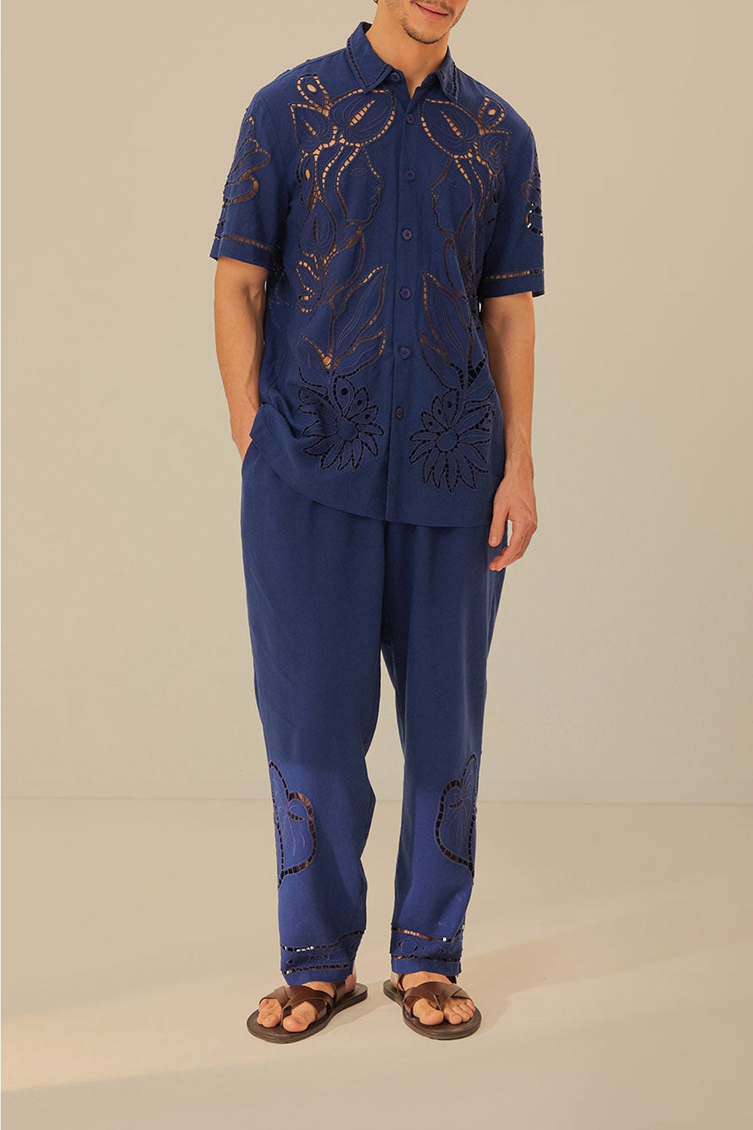 Pantalon brodé Richelieu surréaliste en lin - Bleu