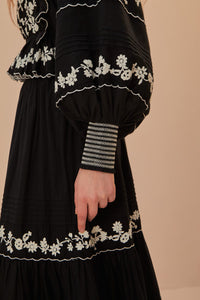 Blouse à manches longues et volants brodés en coton - Noir