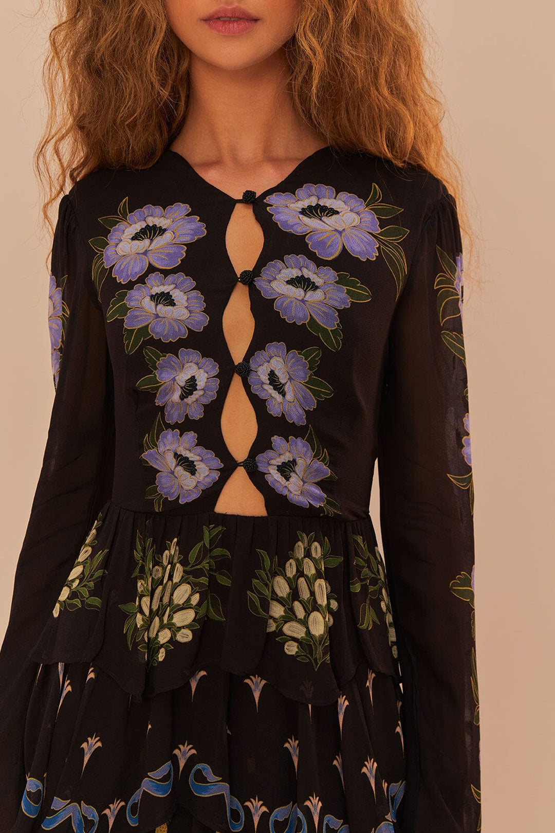 Robe longue à manches longues et jupe à volants - Noir