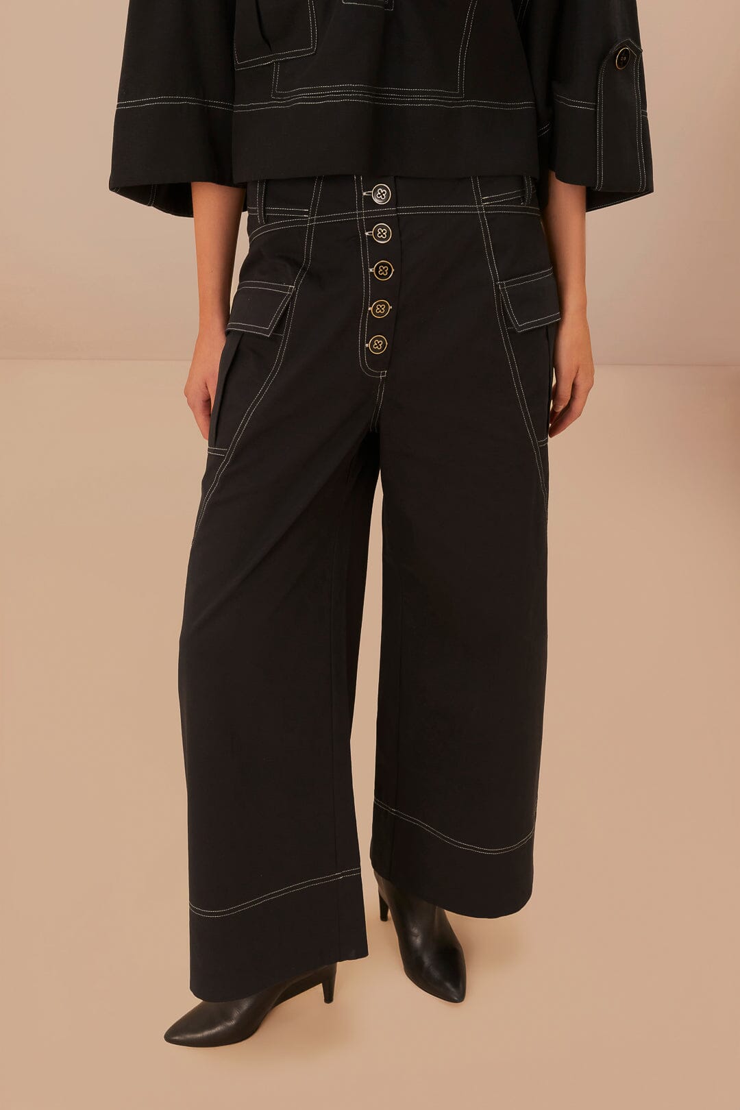 Pantalon taille basse surpiqué en coton - Noir