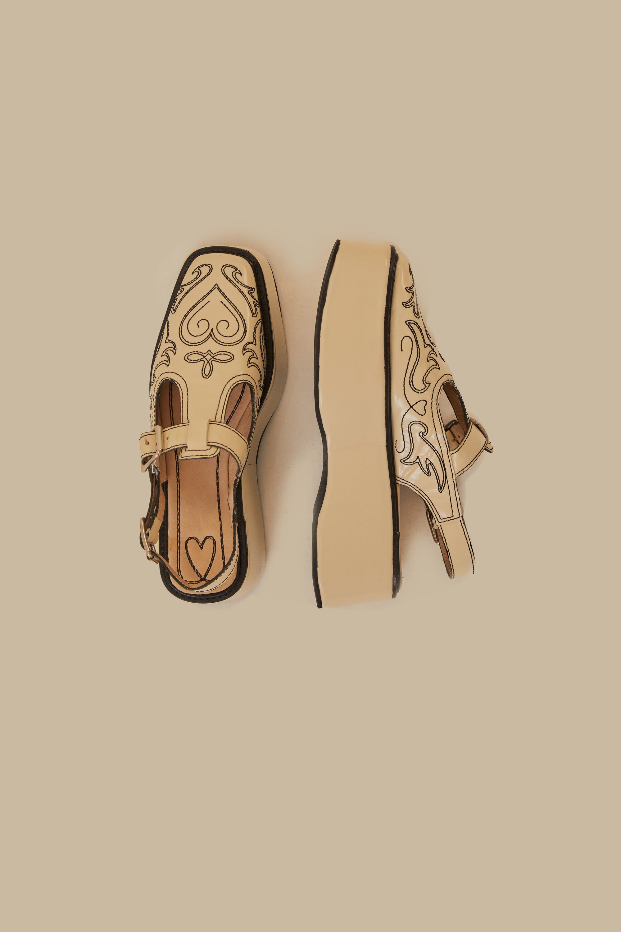Sling back à plateforme brodées et lanières en cuir - Beige