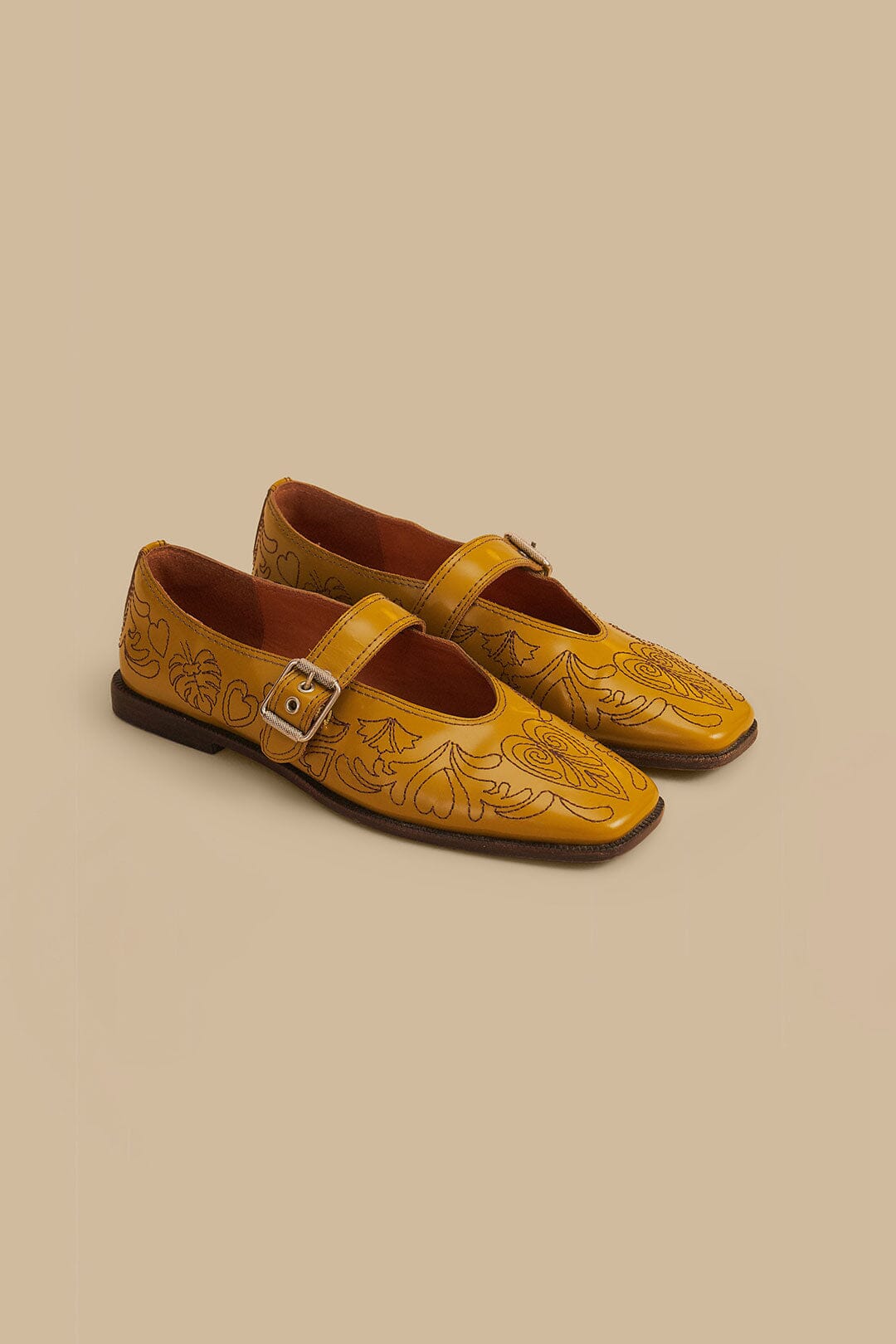 Ballerines brodées en cuir - Beige