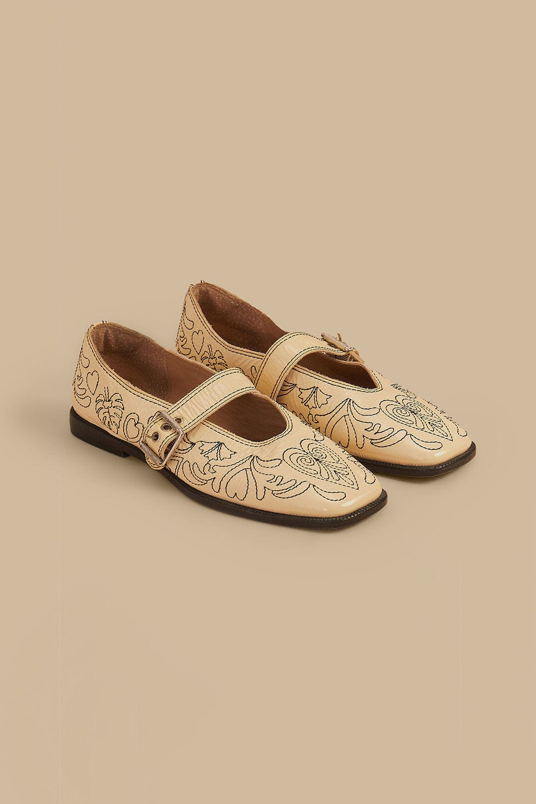 Ballerines brodées en cuir - Beige