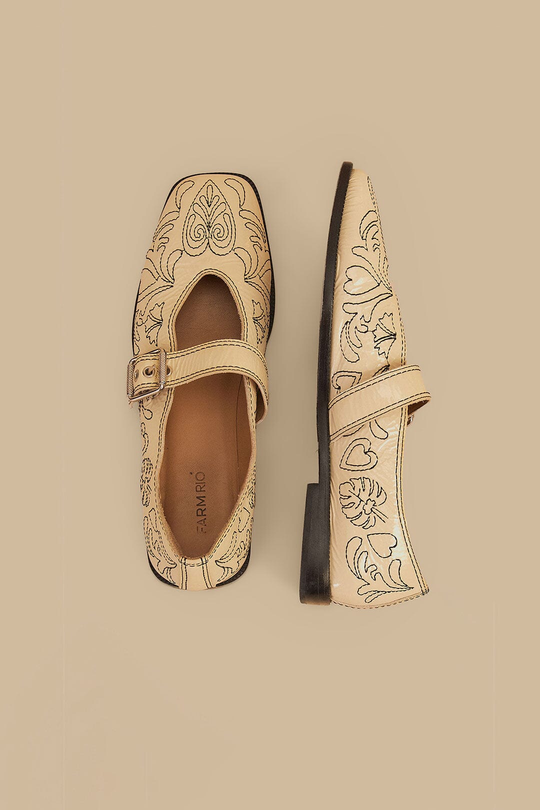 Ballerines brodées en cuir - Beige