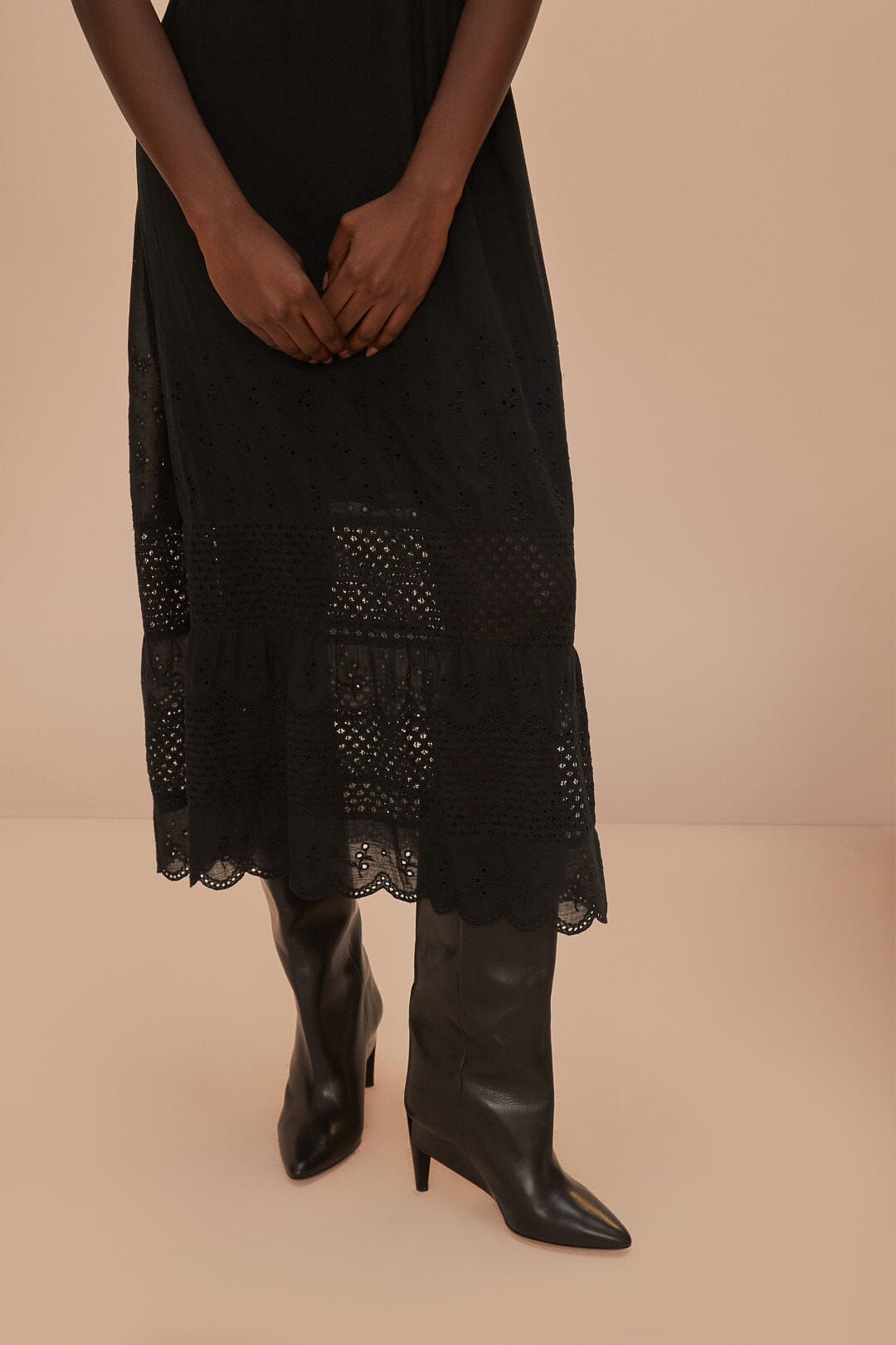 Robe longue en dentelle crochetée - Noir