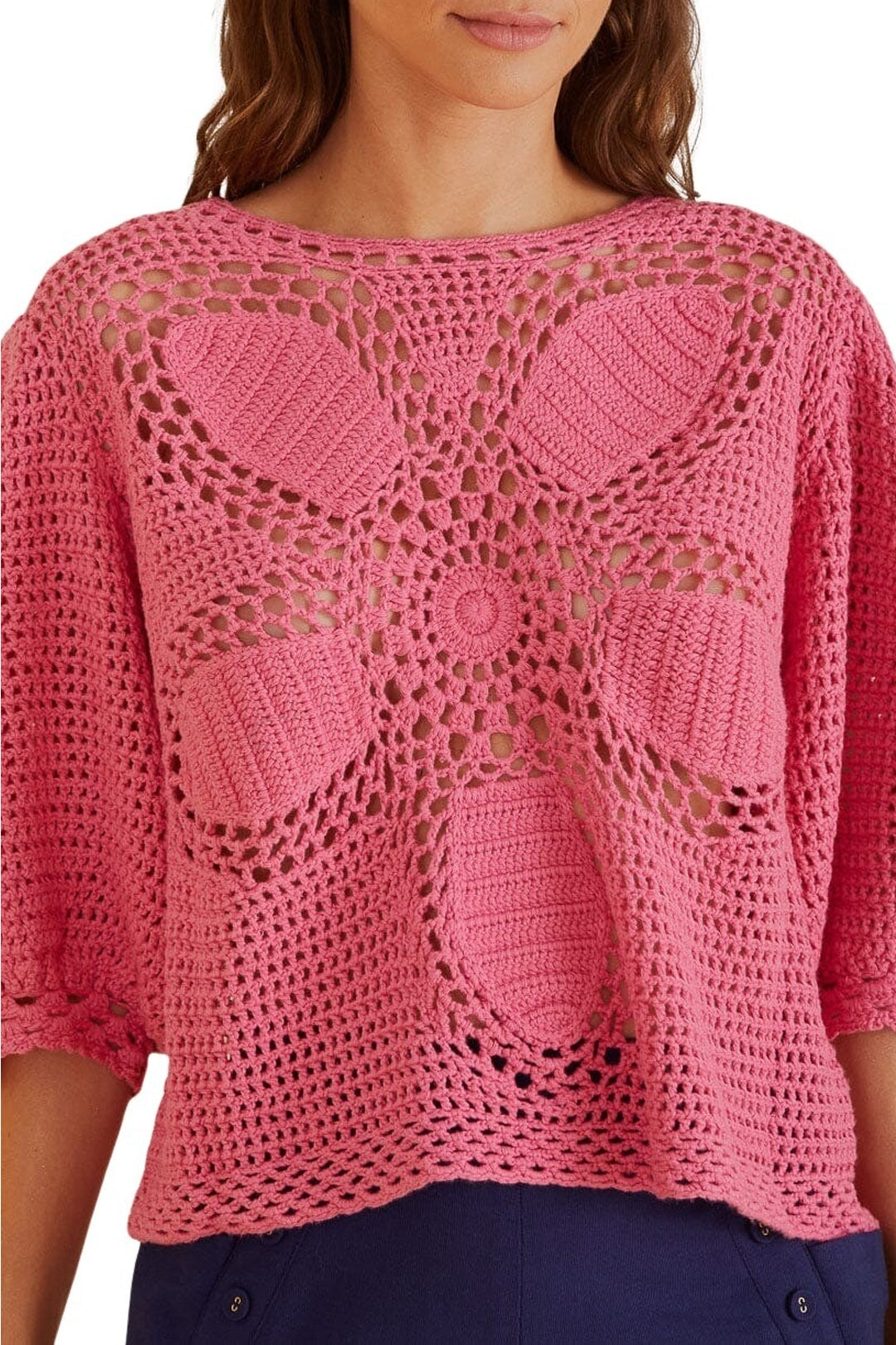 Pull à fleurs en crochet - Rose