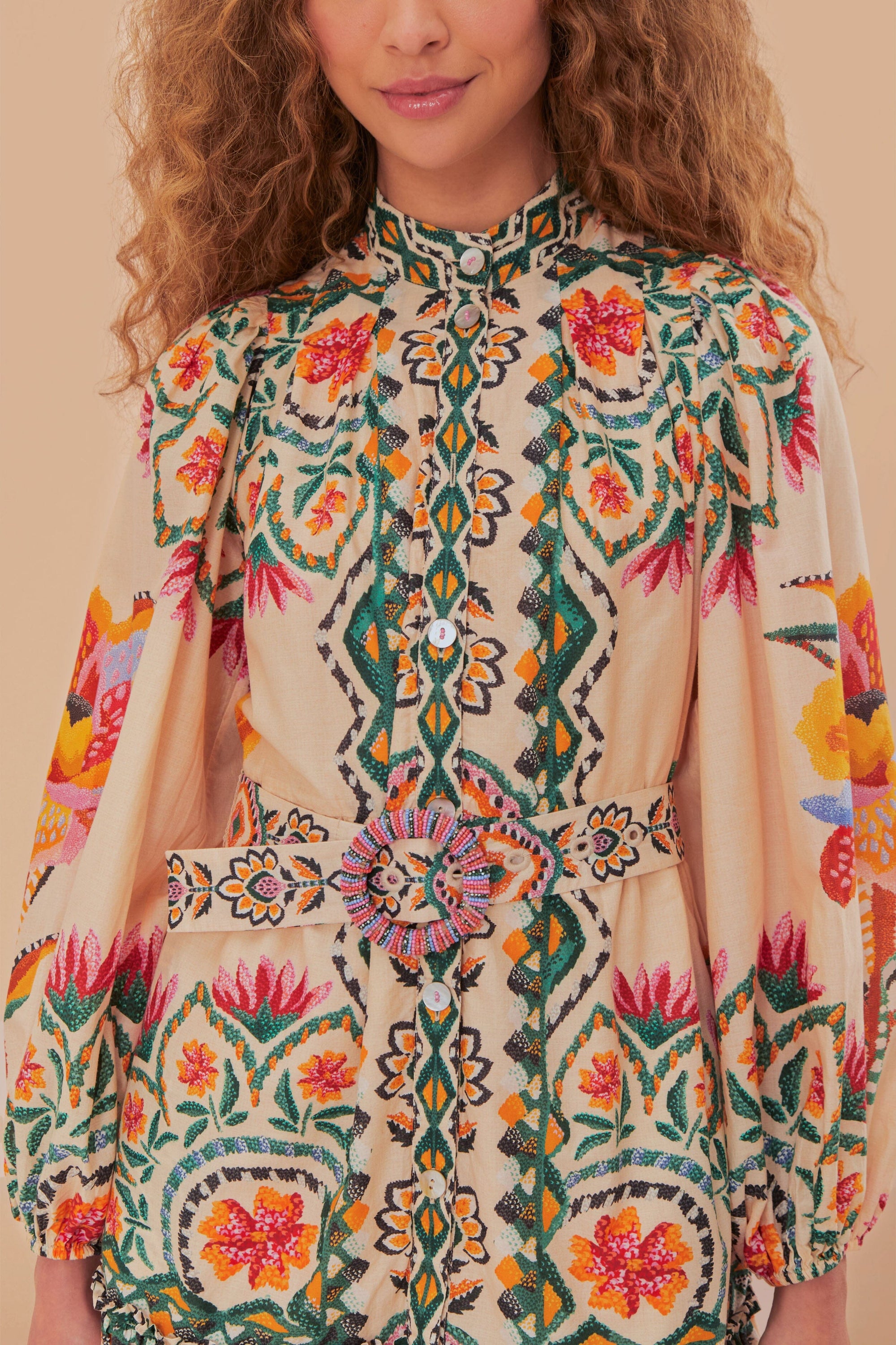 Robe courte Lucy floral à manches longues en coton - Beige