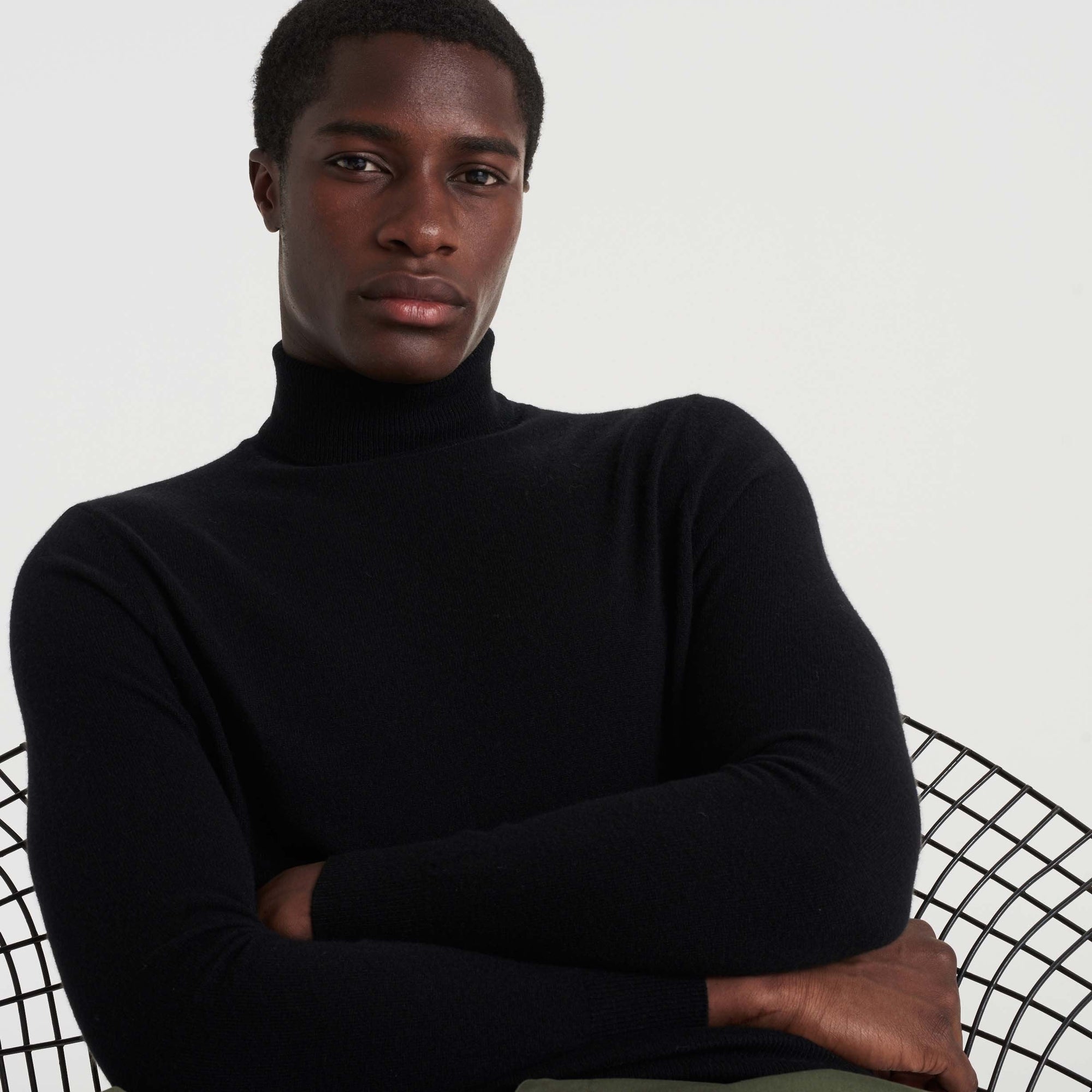 Pull à col roulé fin en cachemire - Black