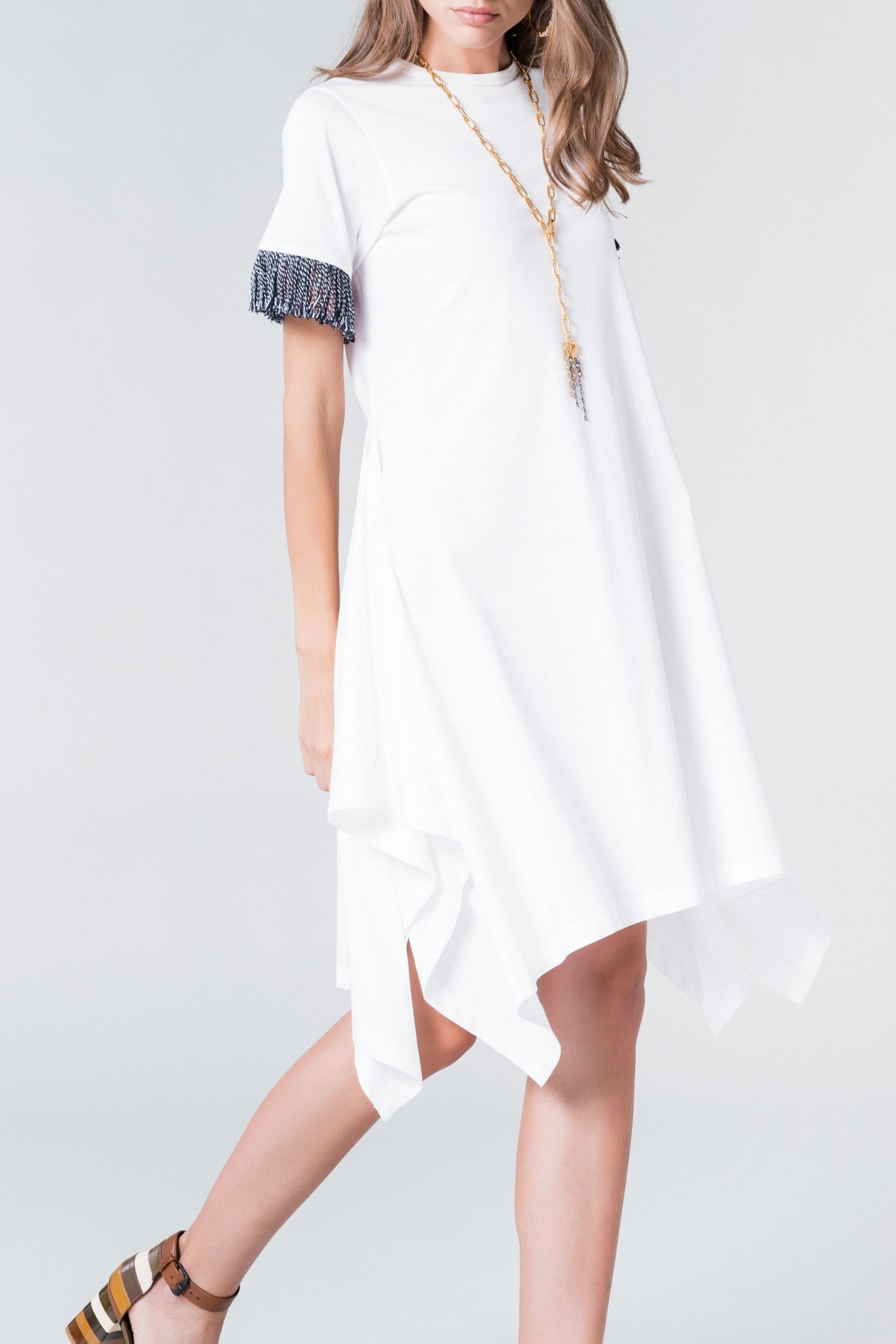 Robe t-shirt asymétrique à franges - Blanc