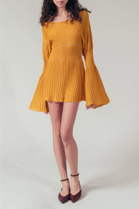Robe courte plissée à manches volants - Jaune