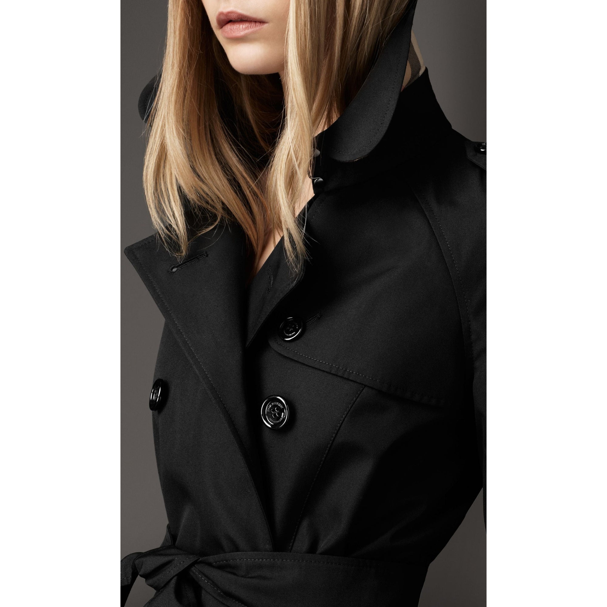 Trench-coat court en coton technique - Black