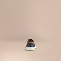Sneakers sans lacets en cuir à motif House check - Navy