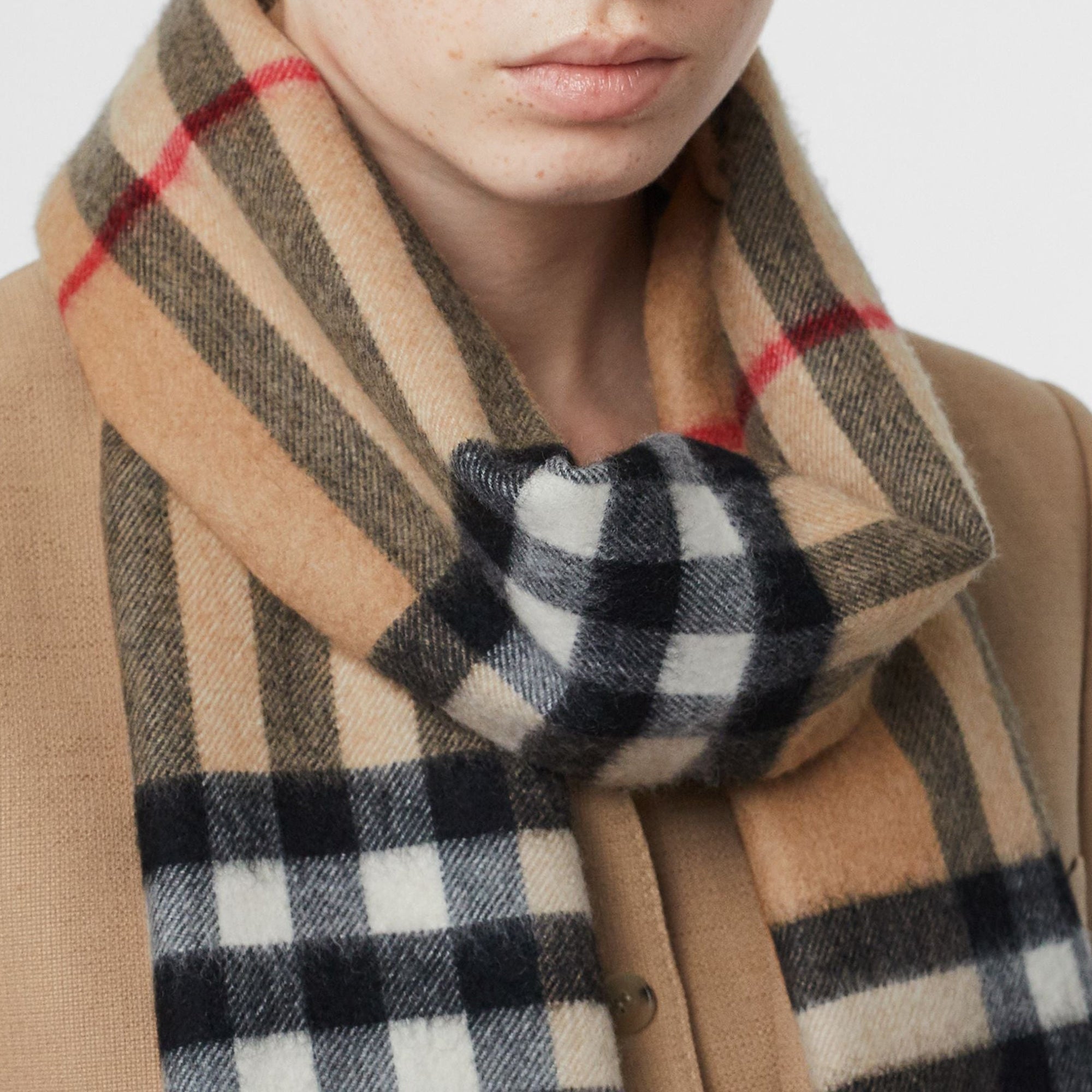 Écharpe en cachemire à motif check classique - Camel Check