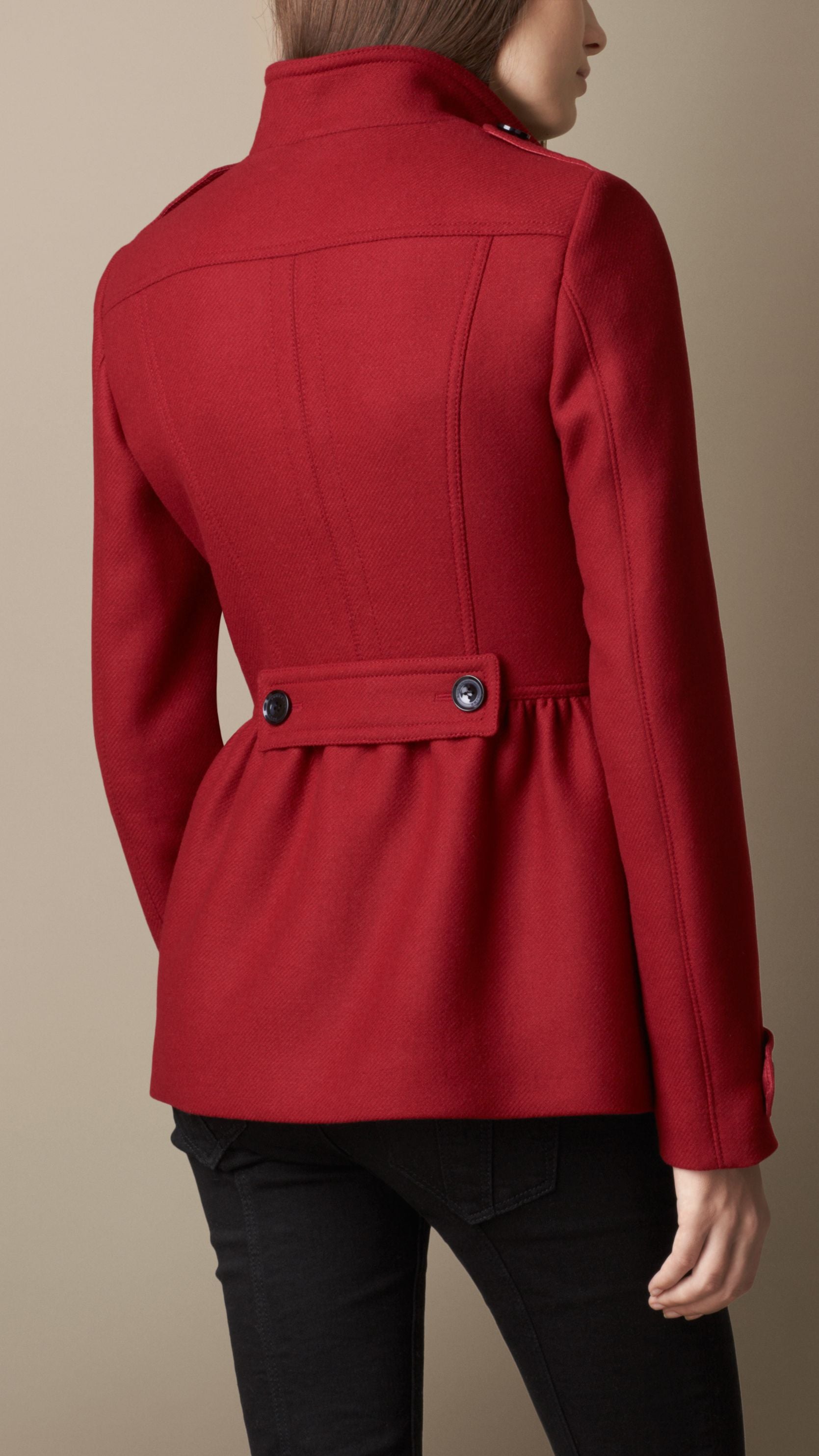 2 qty Manteau péplum en sergé de laine mélangée - Damson Red