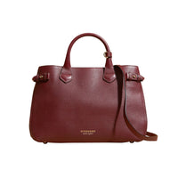 Sac The Banner medium en cuir à motif House check - Mahogany Red