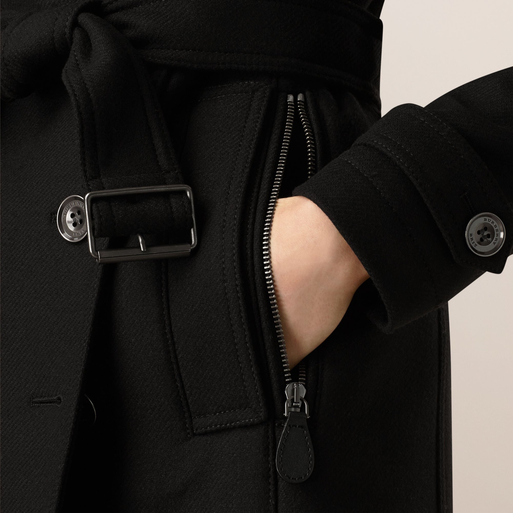 Trench-coat court en double sergé de laine - Black