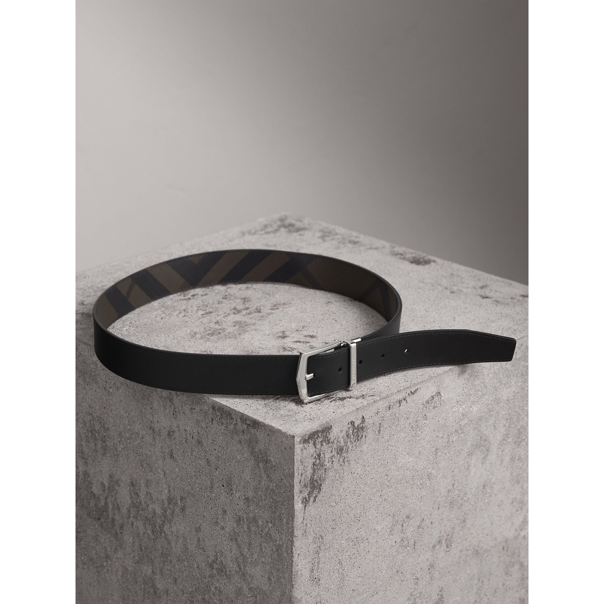 Ceinture réversible en tissu London check et cuir - Black