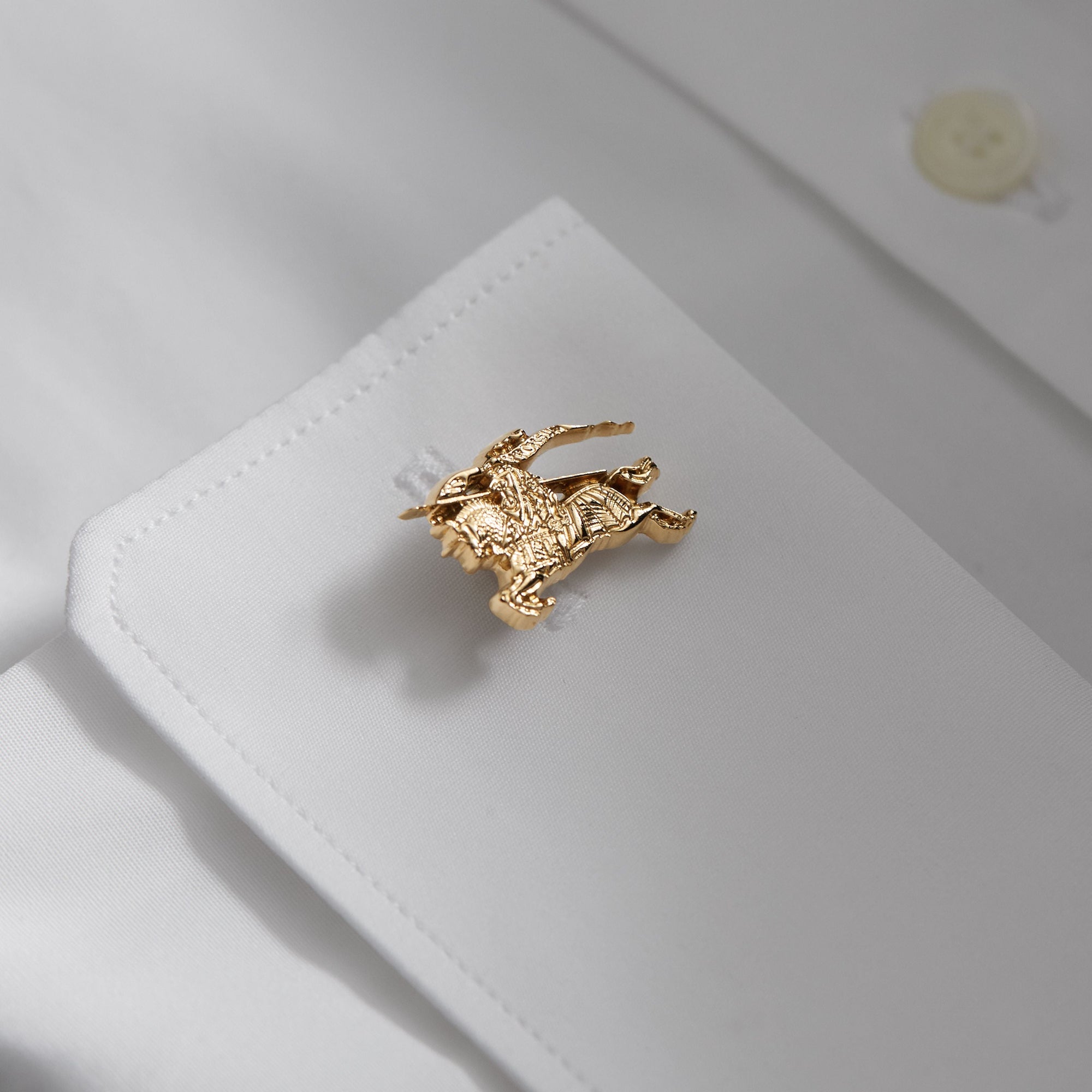 Boutons de manchette arborant le logo du Cavalier - Light Gold