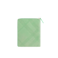Cahier A5 en cuir zippé à motif check estampé - Light Mint