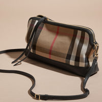 Sac pochette en coton à motif House check et cuir - Black