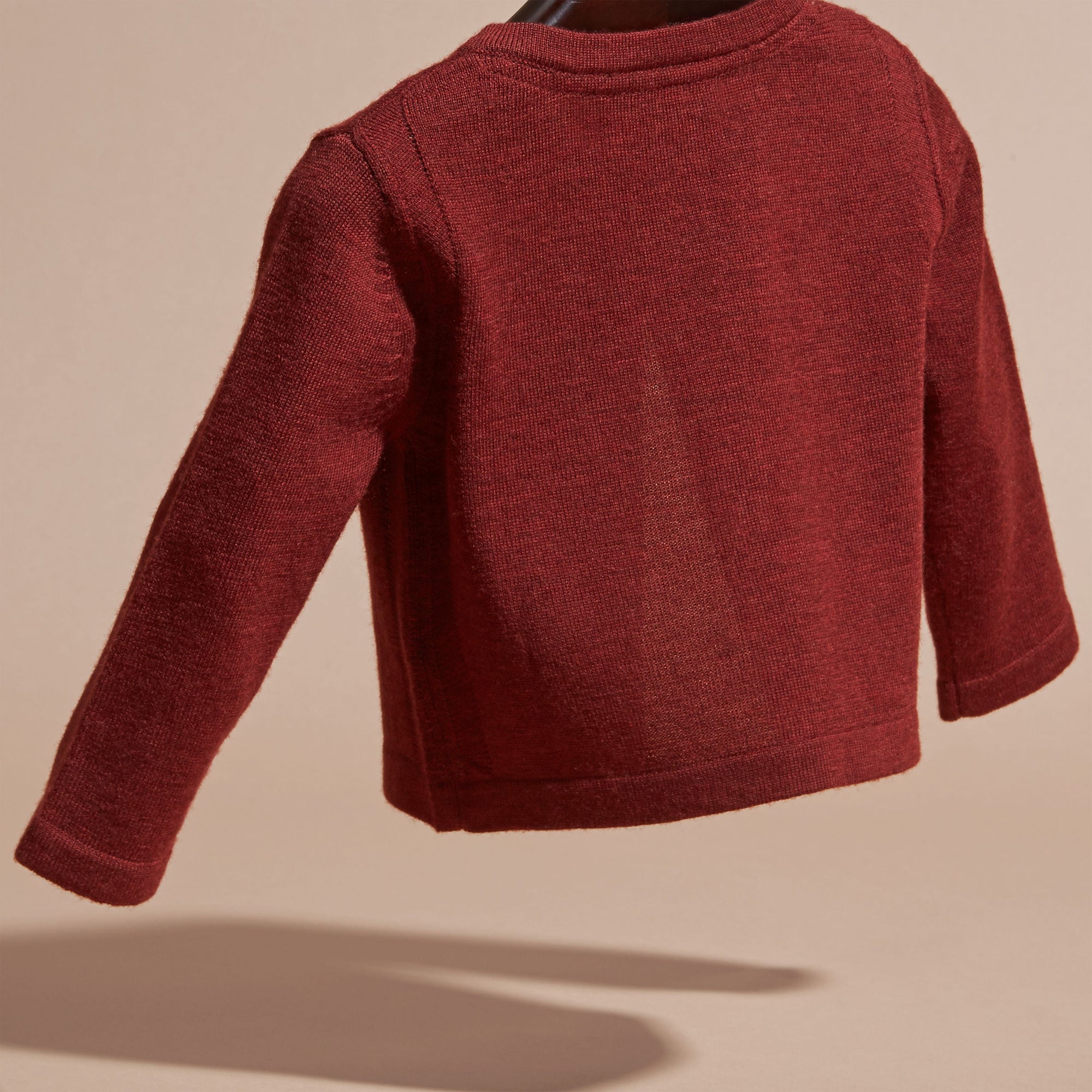 Cardigan léger en laine mérinos - Dark Plum Pink