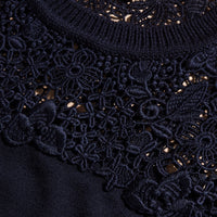 Pull en laine mérinos avec empiècement en dentelle - Navy