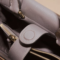 Petit sac The Saddle en cuir grainé - Sepia Grey