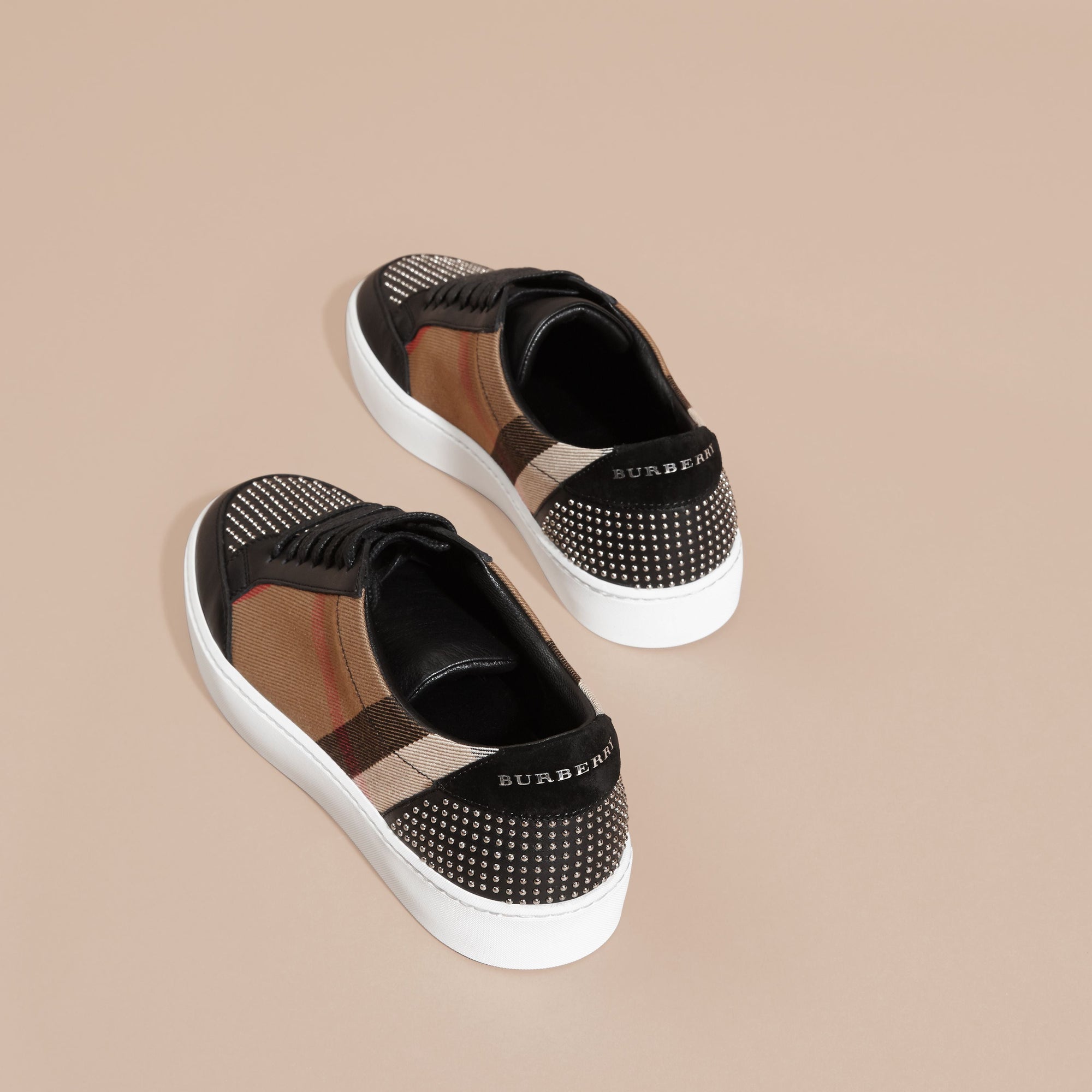 Sneakers en cuir clouté à motif House check - House Check & Black
