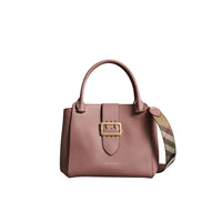 Sac tote The Buckle moyen en cuir grainé - Dusty Pink