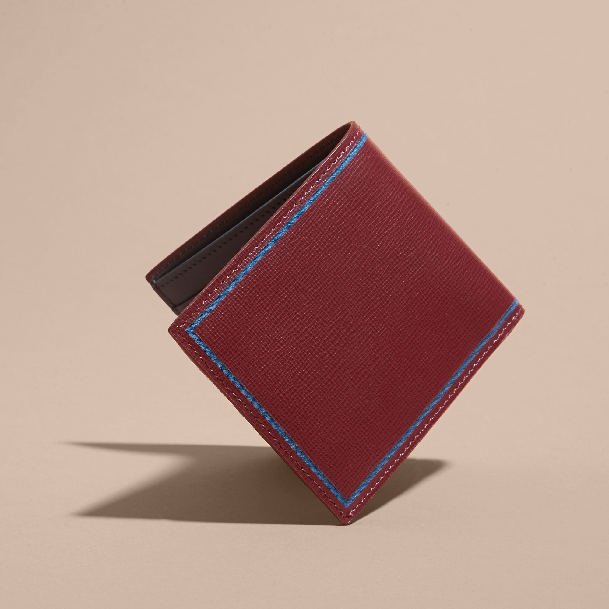 Portefeuille à rabat multidevise en cuir - Burgundy Red