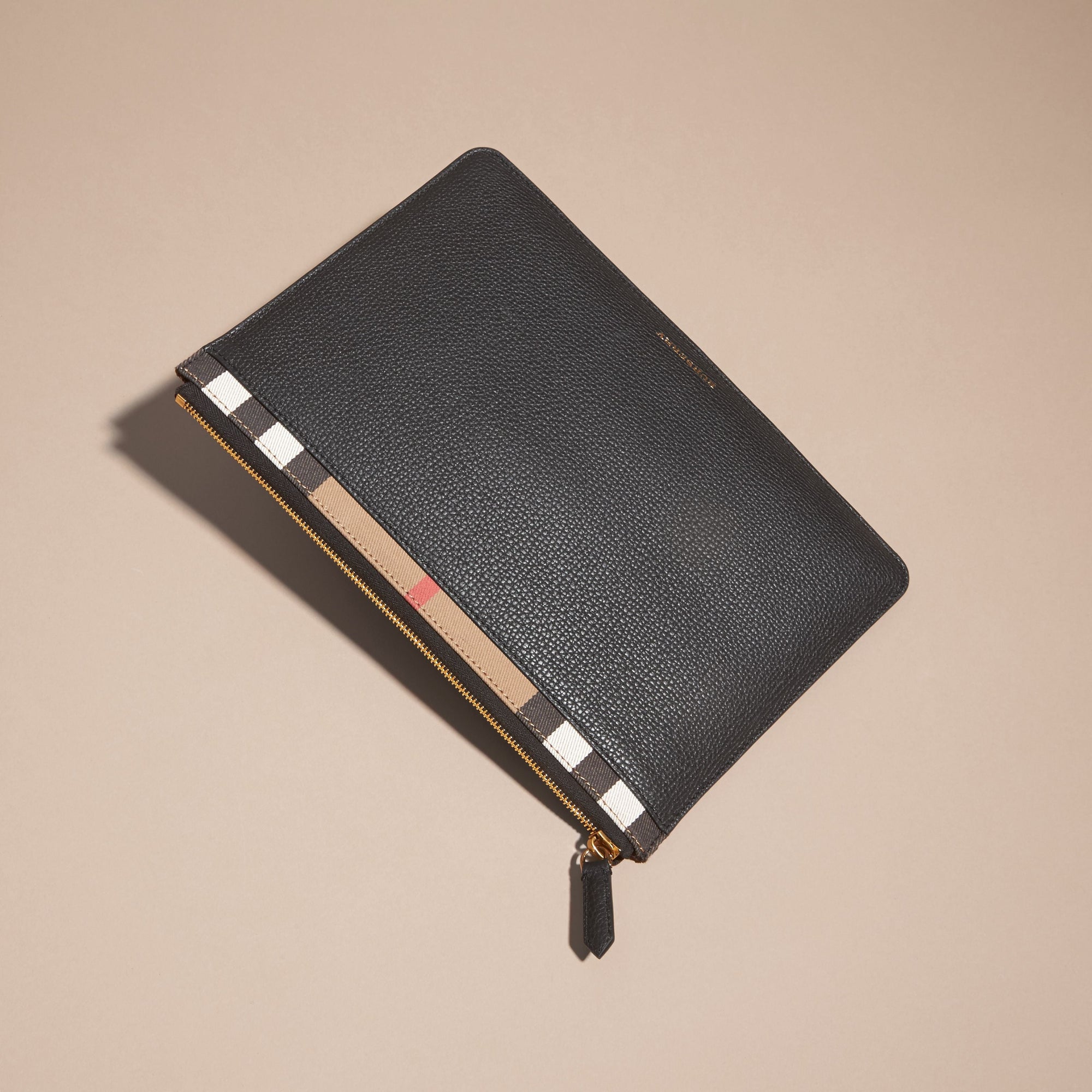 Pochette zippée en cuir grainé - Black