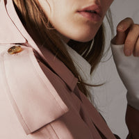 Veste trench portefeuille en soie - Ash Rose