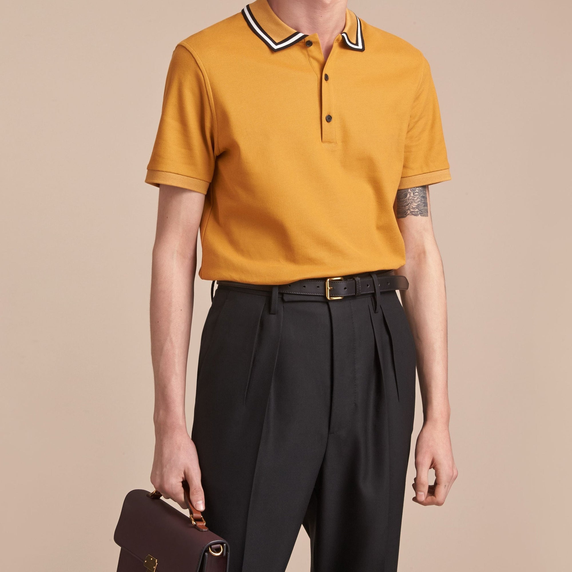 Polo en piqué de coton à col rayé - Saffron Yellow