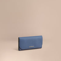 Portefeuille bicolore continental en cuir - Steel Blue & Multi