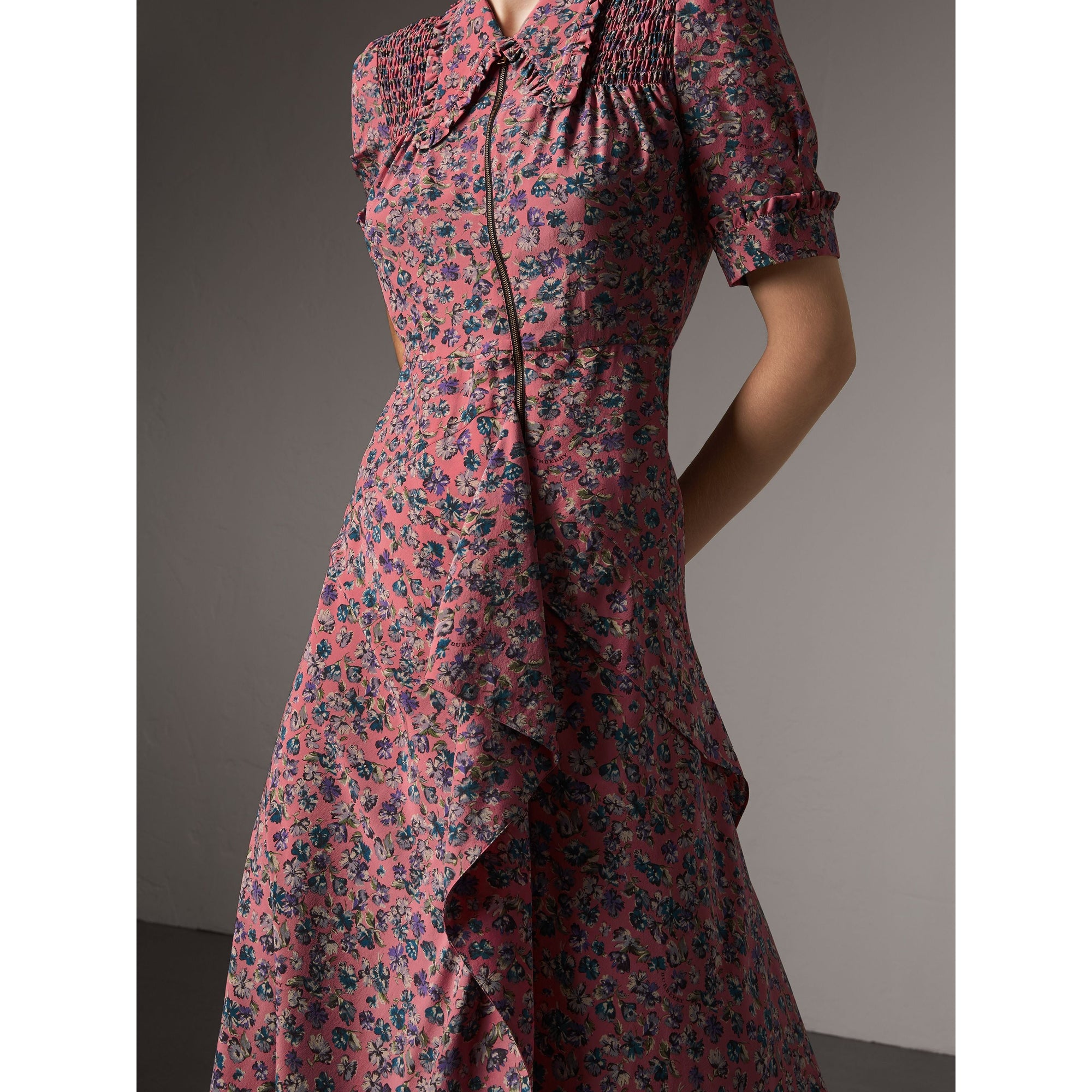 Robe en soie à imprimé floral - Pale Rose