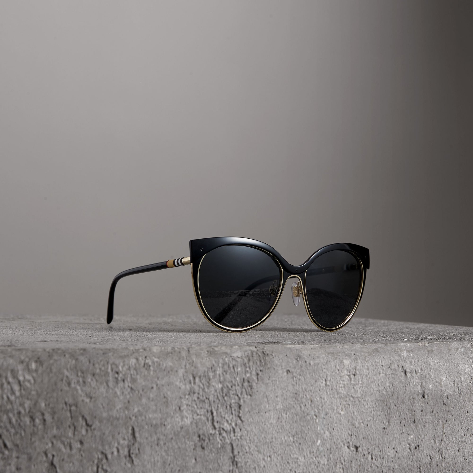 Lunettes de soleil à monture œil-de-chat - Grey