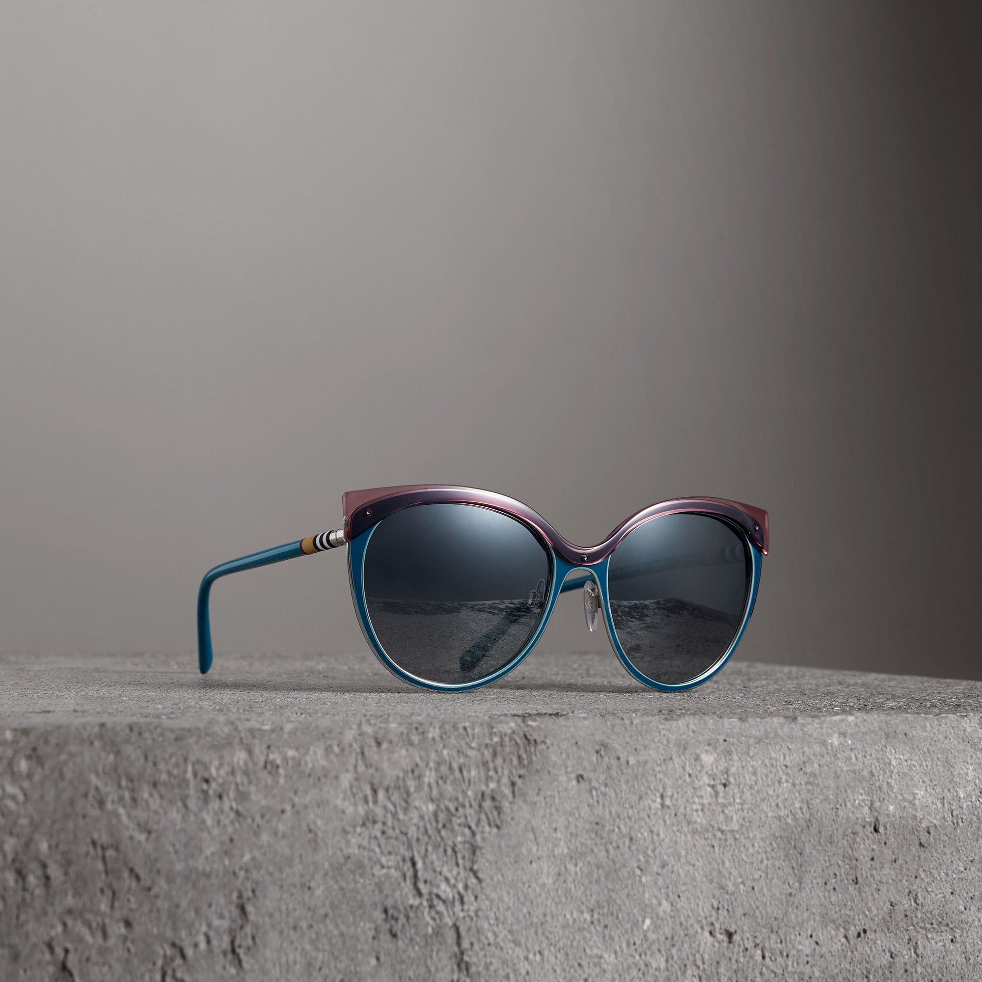 Lunettes de soleil à monture œil-de-chat - Violet Blue