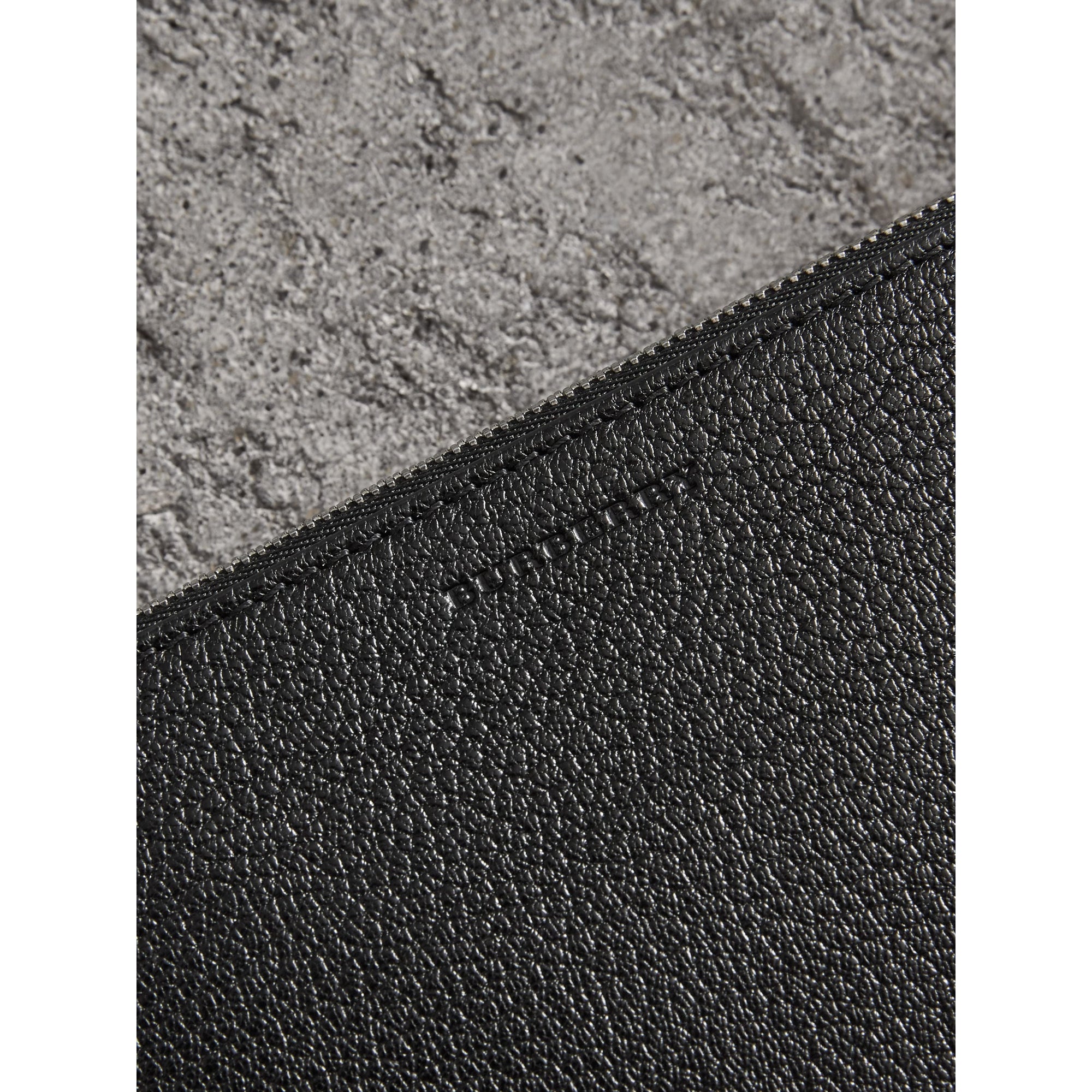 Sac à bandoulière en cuir grainé - Black