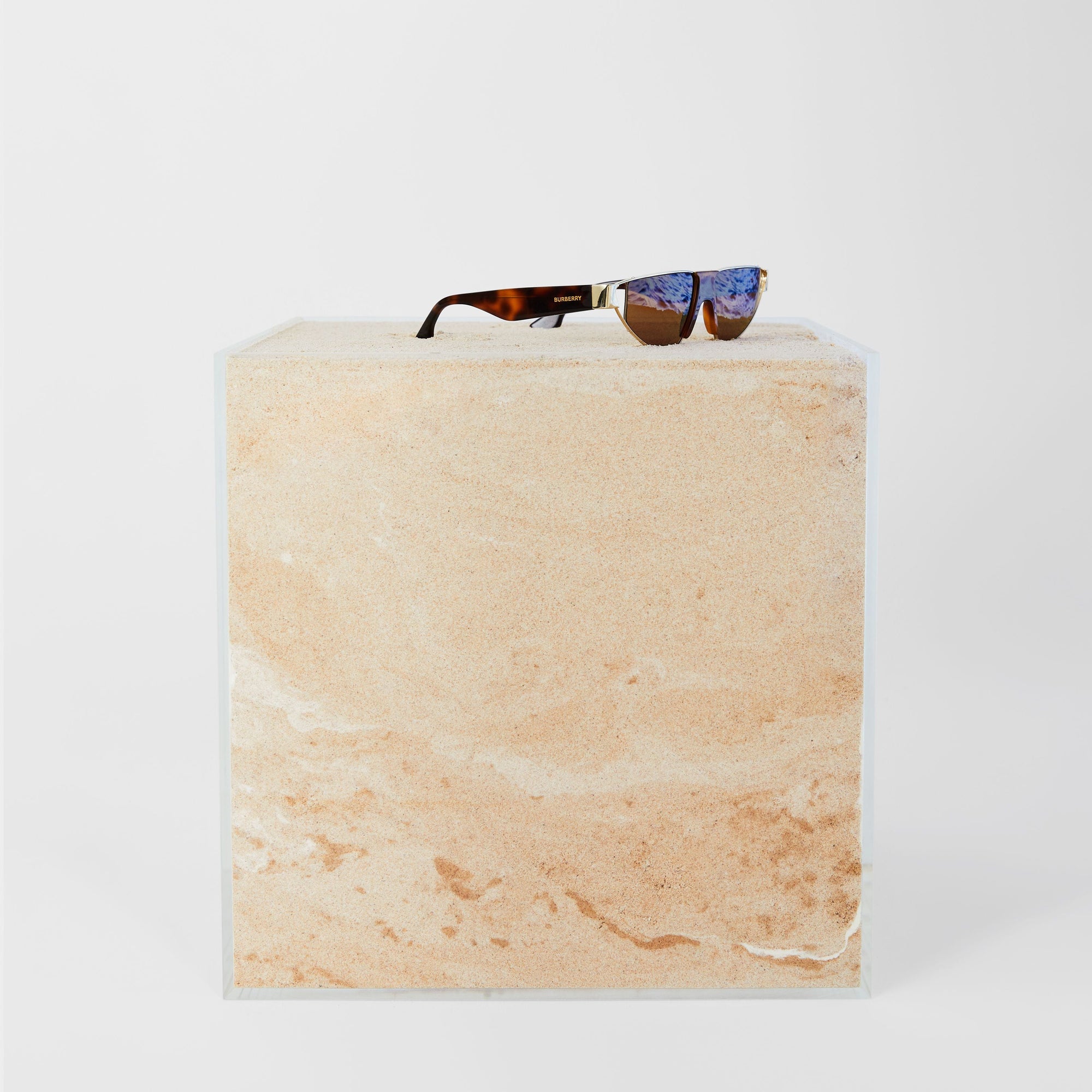 Lunettes de soleil triangulaires plaquées or - Tortoise Shell