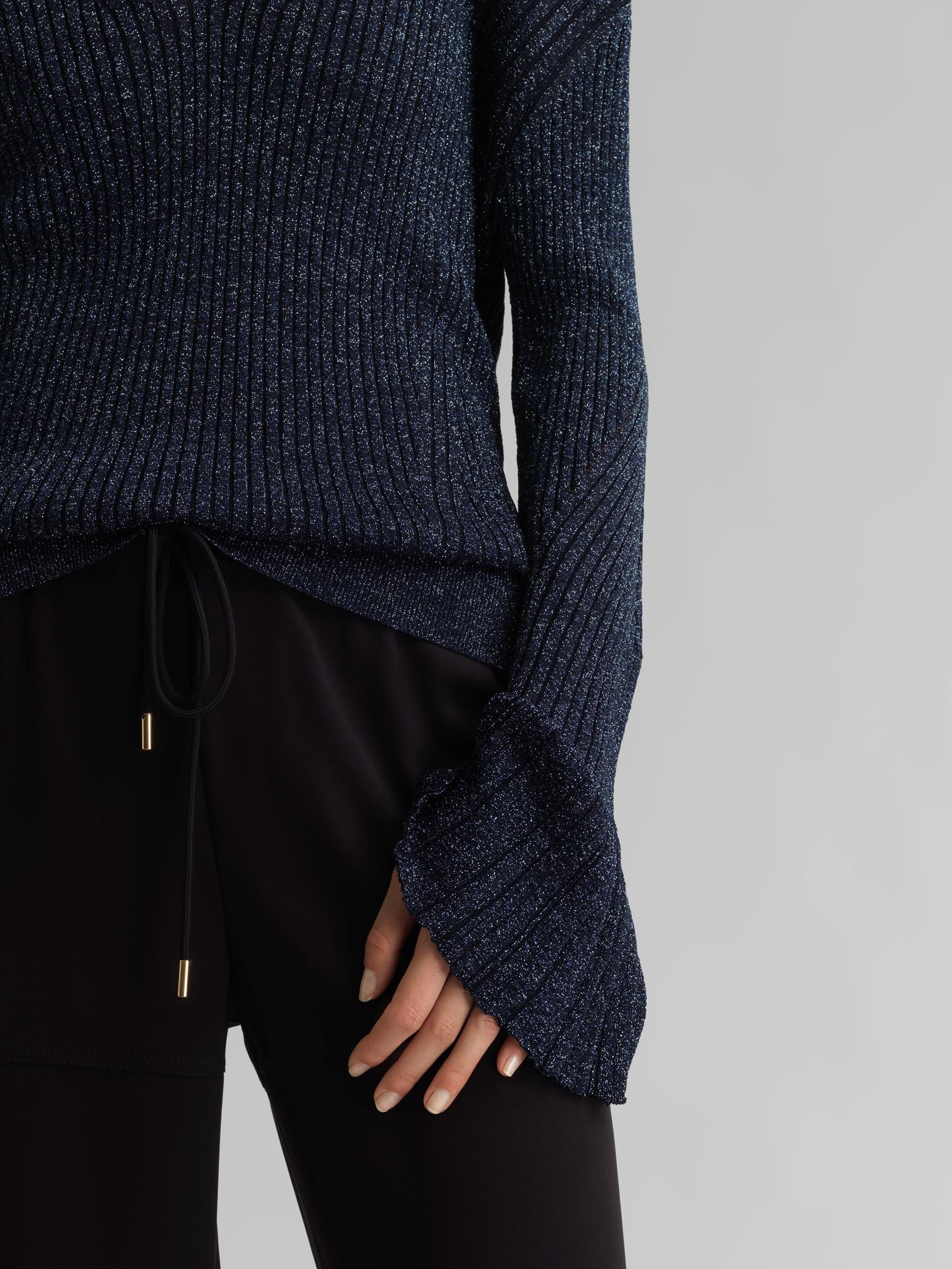 Pull col V paillettes - Shiny Blue